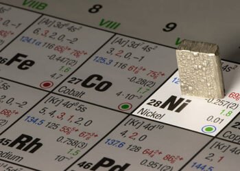 ドルが強まり、トレーダーが利益を確定する中、ニッケルは下落しました。