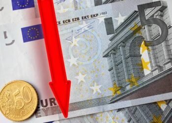 ユーロは、金利格差により10か月ぶりの安値に向けて急落しました。