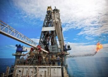 石油価格は中東の紛争が進展する中、2%上昇しました。