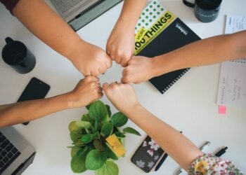 レバレッジ：友か敵か？