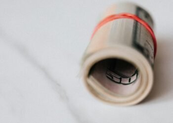 初心者向けの最高の外国為替ブローカーは何ですか？