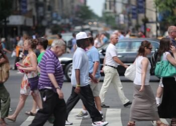 世界経済に残存する不安定性がある場合、悲観主義は存在しますか？