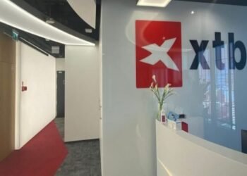 XTB 第1四半期2024年業績レポートでは、収益と利益の記録的な成長、取引量の増加、収益構造の詳細。