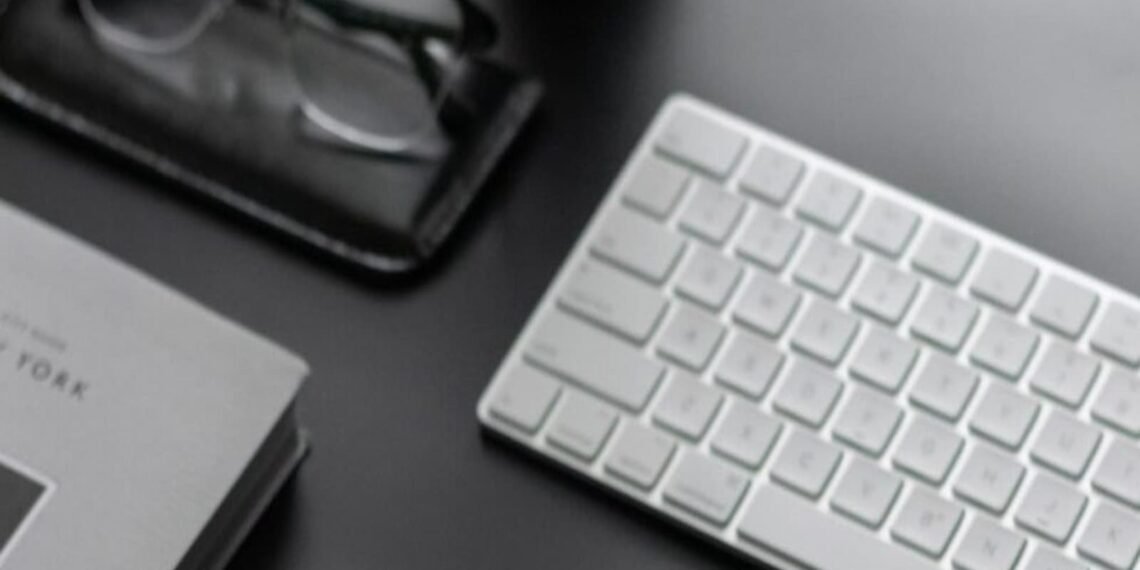 LCCトランスセンド株式会社は新規顧客の受け入れを停止し、英国金融行動監視機構(FCA)の指導の下で顧客保護を強化しました。