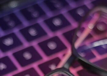 元Growth Plus Financial Groupディレクターが金融詐欺で12年の刑に処されました。彼の詐欺行為によ。