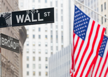 米国株先物が上昇、選挙とFRB会議を控えて