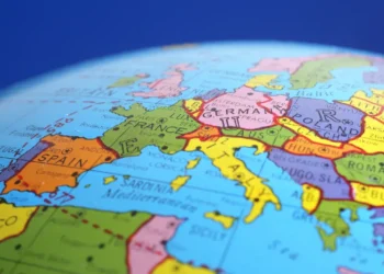 CySEC、規制外投資会社への警告