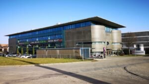 Swissquoteが量子コンピュータ指数を導入。量子コンピューティング分野の主要企業への投資機会を提供。