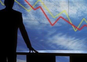 「シャドーバンキング」の現状とトランプ政権が金融規制に与える影響を解説。そのリスク、規制強化の動き、そして今後の展望について詳しく説明します。