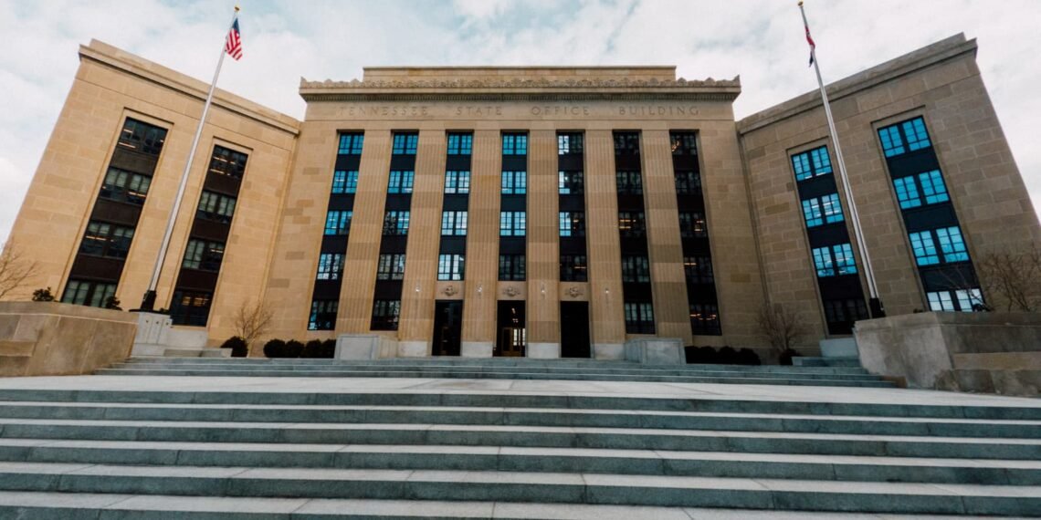 インフレ率の現状と今後の展望を解説。貿易摩擦や経済の不確実性の中、各国中央銀行がどのようにインフレ率に対応しているのか、金融政策の動向を詳しくお伝えします。