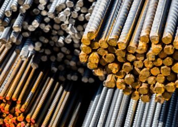 リーダーシップの変更は、苦境のミネラル・リソーシズを救う鍵となるか。本記事では、新たな経営陣が直面する課題、ガバナンス強化策、そして今後の株価に与える影響について、分かりやすく解説します。