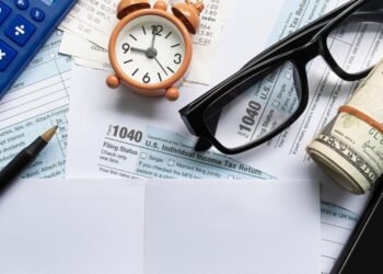 個人所得税の仕組み、気になりませんか？英国で提案されている減税案を例に、税率や控除の基本をわかりやすく解説。