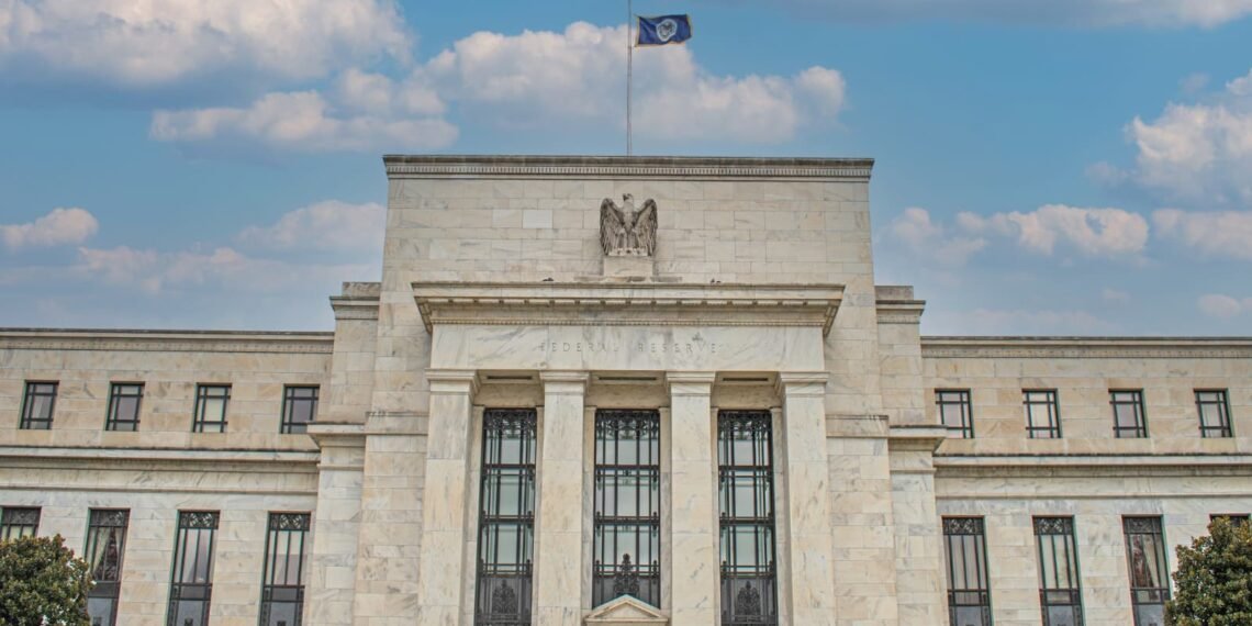 サンフランシスコ連銀 政策の最新動向。デイリー総裁が労働市場の軟化を理由に利下げを示唆しました。