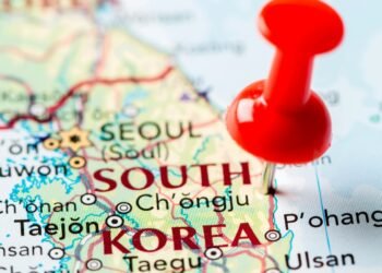 民主改革は韓国保守派の再生に不可欠です。総選挙の大敗を受け、党内は混乱。本記事では、ユン政権が直面する危機と、国民の信頼を取り戻すための具体的な民主改革の必要性を詳しく解説します。