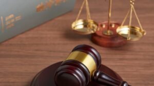 独占禁止法の新たな解釈が注目されています。米司法省はファクトチェック協力も対象になり得ると指摘。