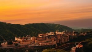 地政学的リスクが今、注目されています。インドとロシアの防衛関連取引は、世界情勢にどのような影響を与えるのでしょうか？